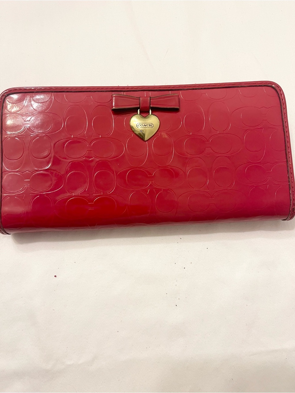 Coach Red Patent Leather Zip-Around Wallet with Bow and Heart Charm - Picture 15 of 15